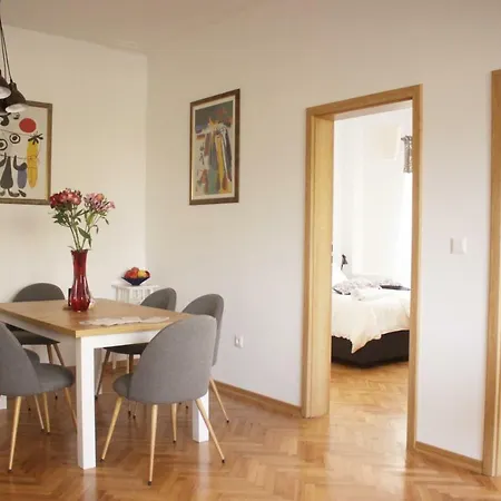 Apartment Emilly *